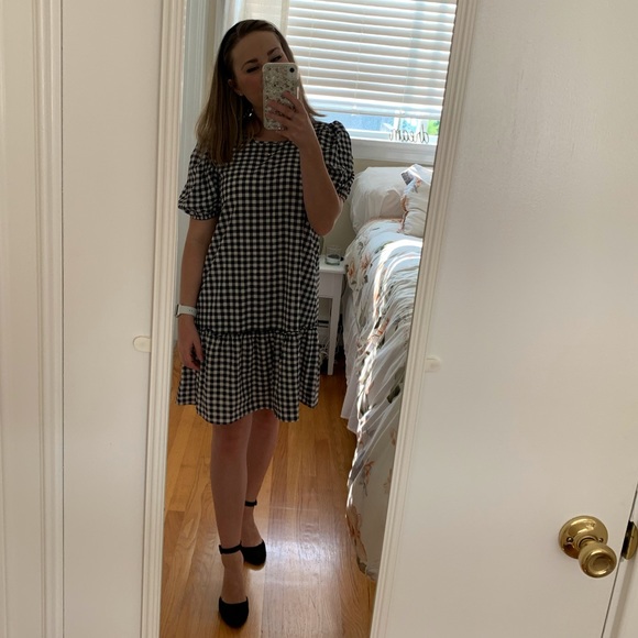 Meet your Posher, Lindsey - Picture 1 of 1